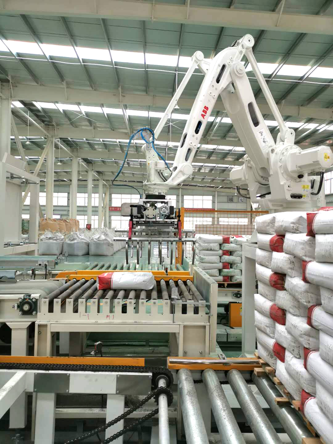 ?大廣金剛砂地坪材料  新鄉(xiāng)自動(dòng)化工廠！